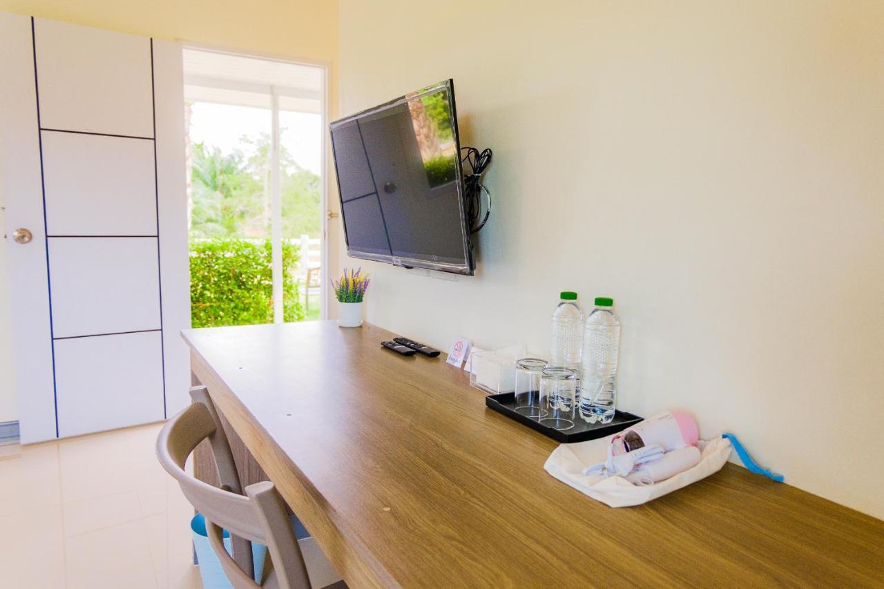 One Chumphon Hotel Dış mekan fotoğraf