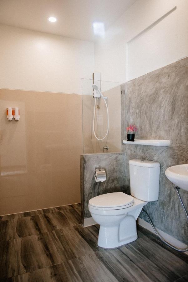 One Chumphon Hotel Dış mekan fotoğraf