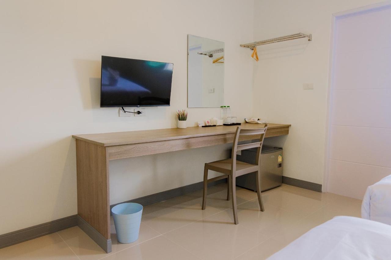 One Chumphon Hotel Dış mekan fotoğraf