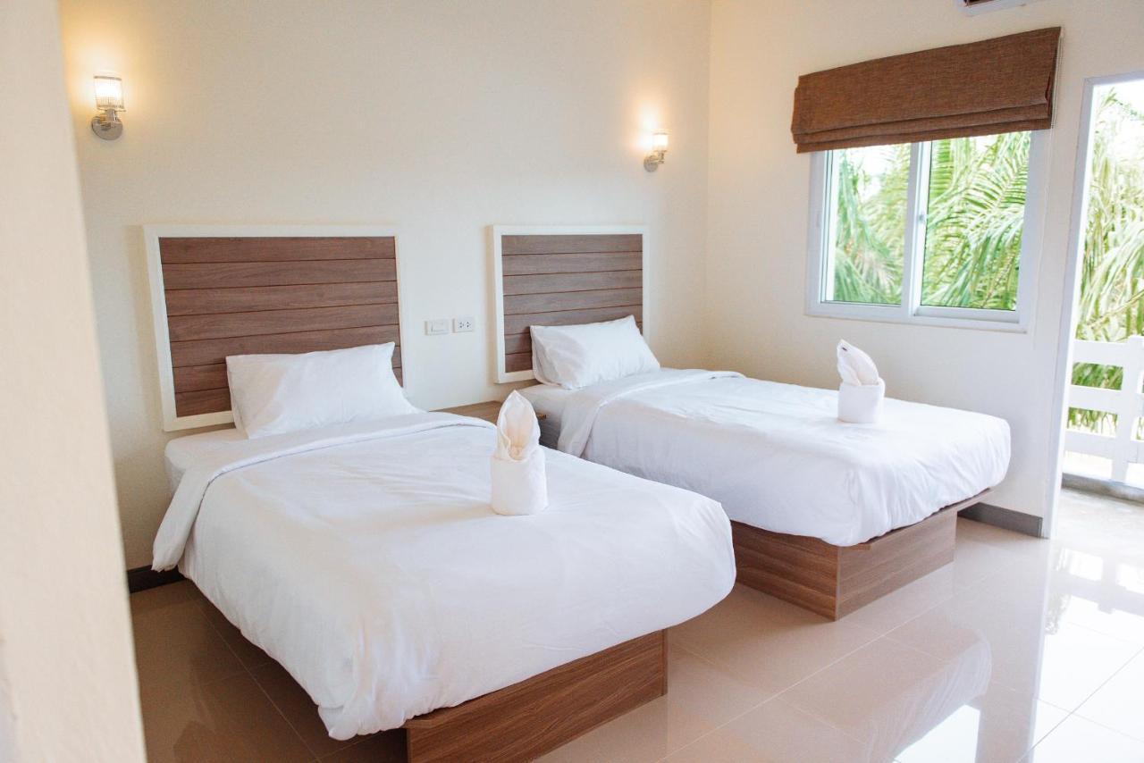 One Chumphon Hotel Dış mekan fotoğraf