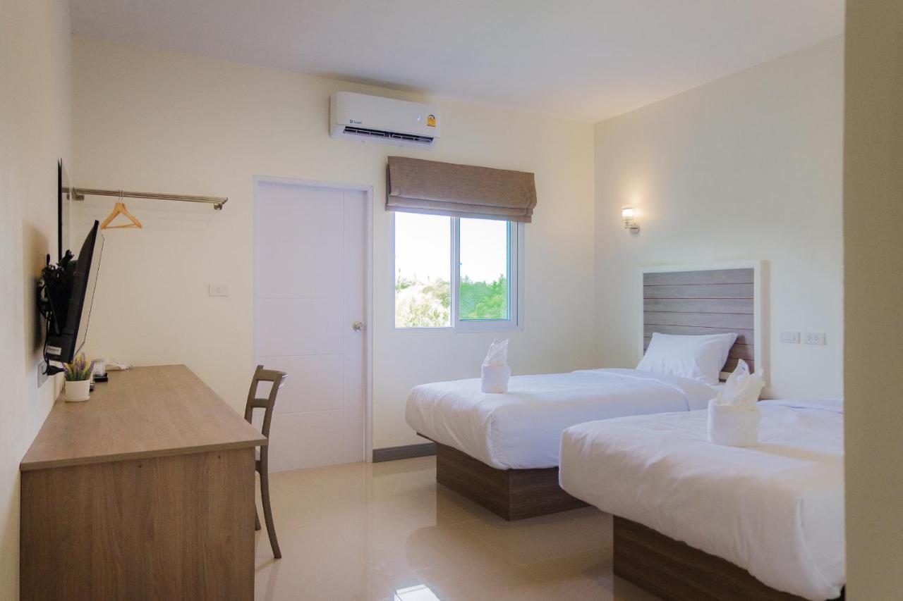 One Chumphon Hotel Dış mekan fotoğraf